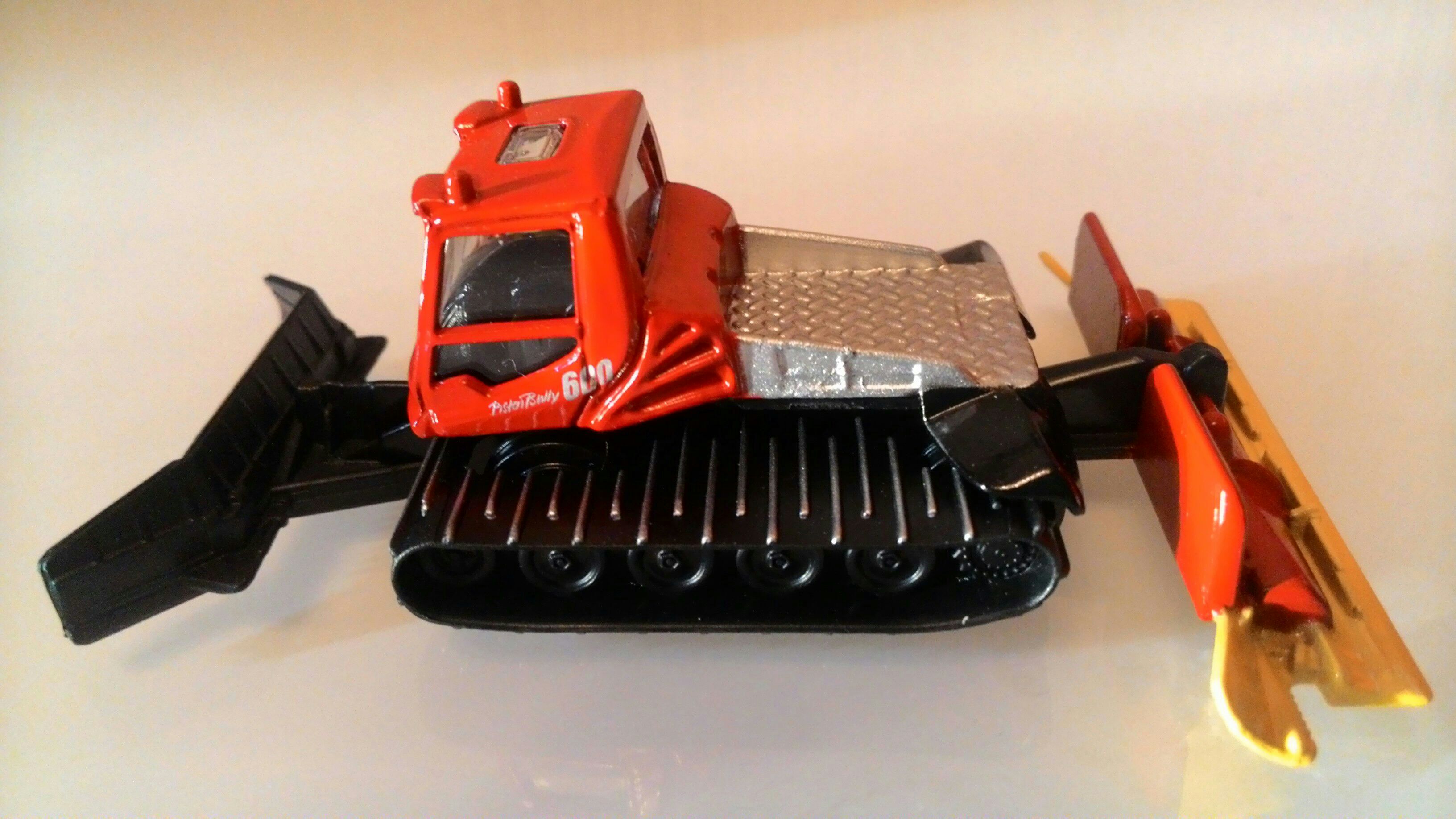 Pistenbully  toy car collectible - Main Image 2