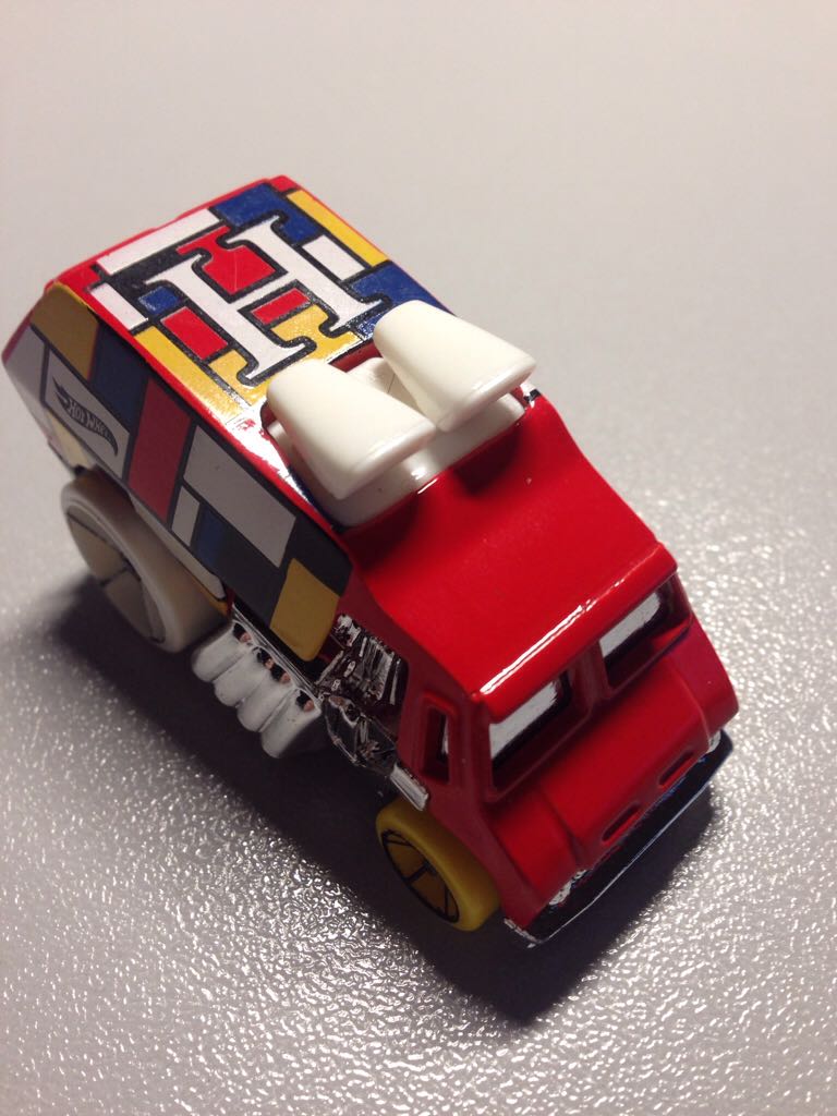 Cool-One - 2016 HW Art Cars toy car collectible - Main Image 2