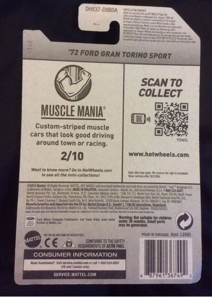 ’72 Ford Gran Torino Sport - 2016 HW Muscle Mania toy car collectible - Main Image 2