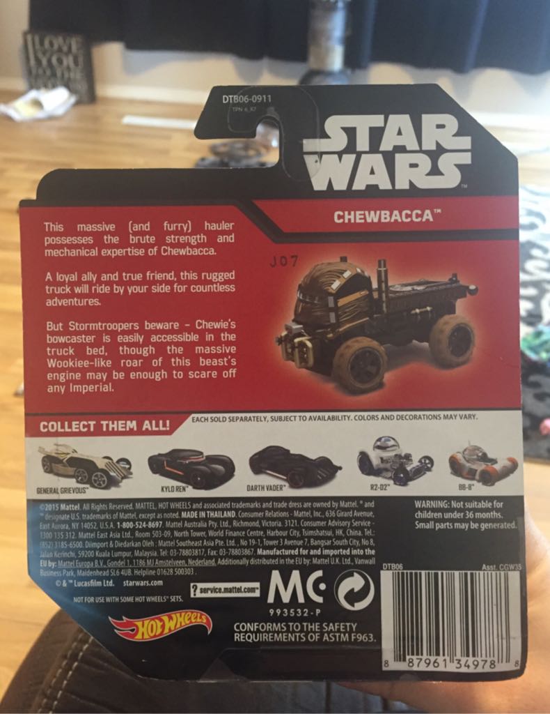 Chewbacca - 2016 HW Star Wars Character Cars toy car collectible - Main Image 2