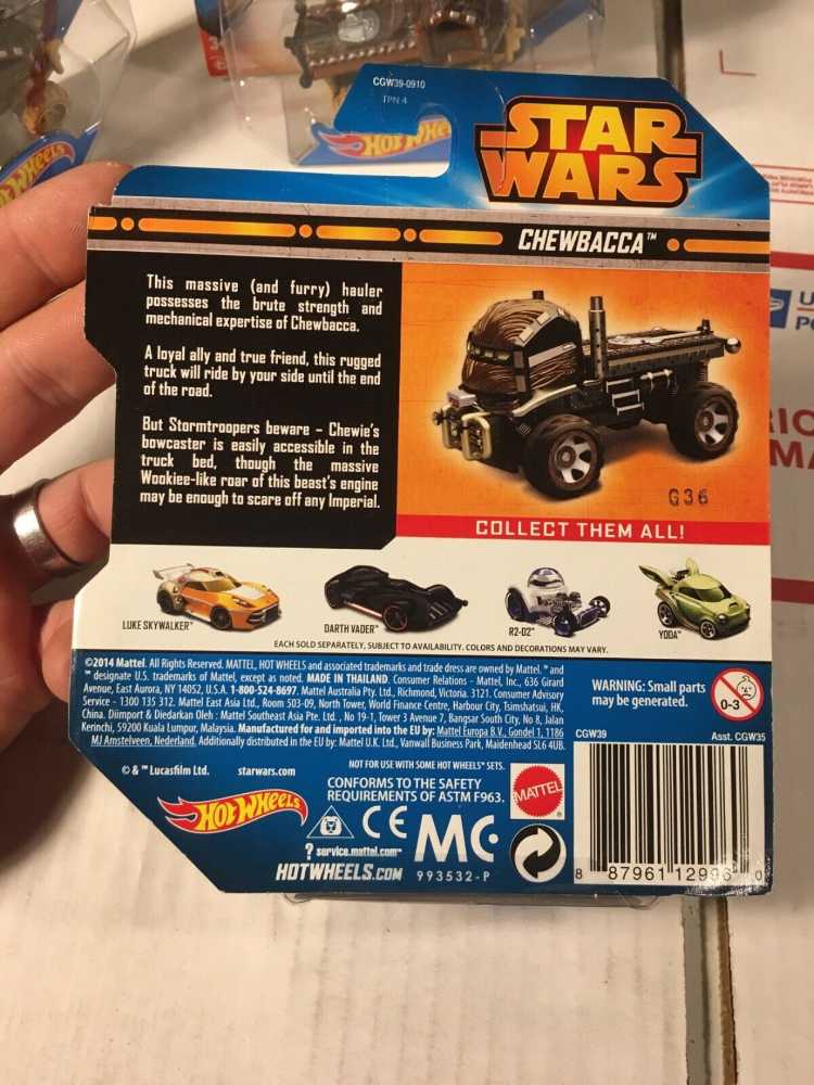 Chewbacca - 2016 HW Star Wars Character Cars toy car collectible - Main Image 3
