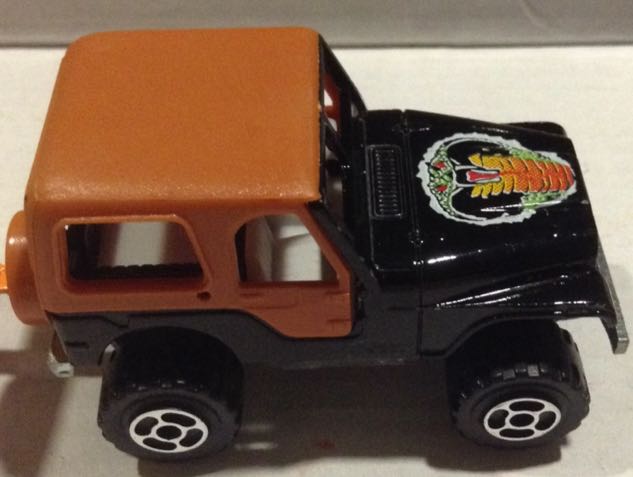 Ford Galaxie 500 Blanco Con Dos Lineas Naranjas