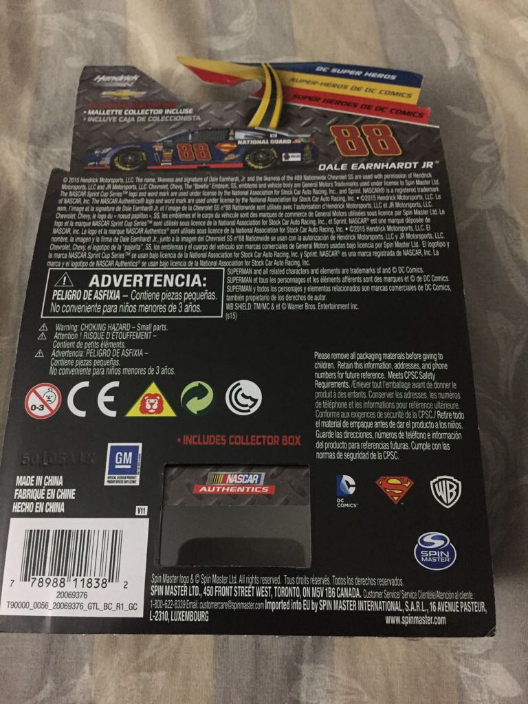 Nascar 88 Dale Earnhardt JR - DC Super Heroes toy car collectible - Main Image 2