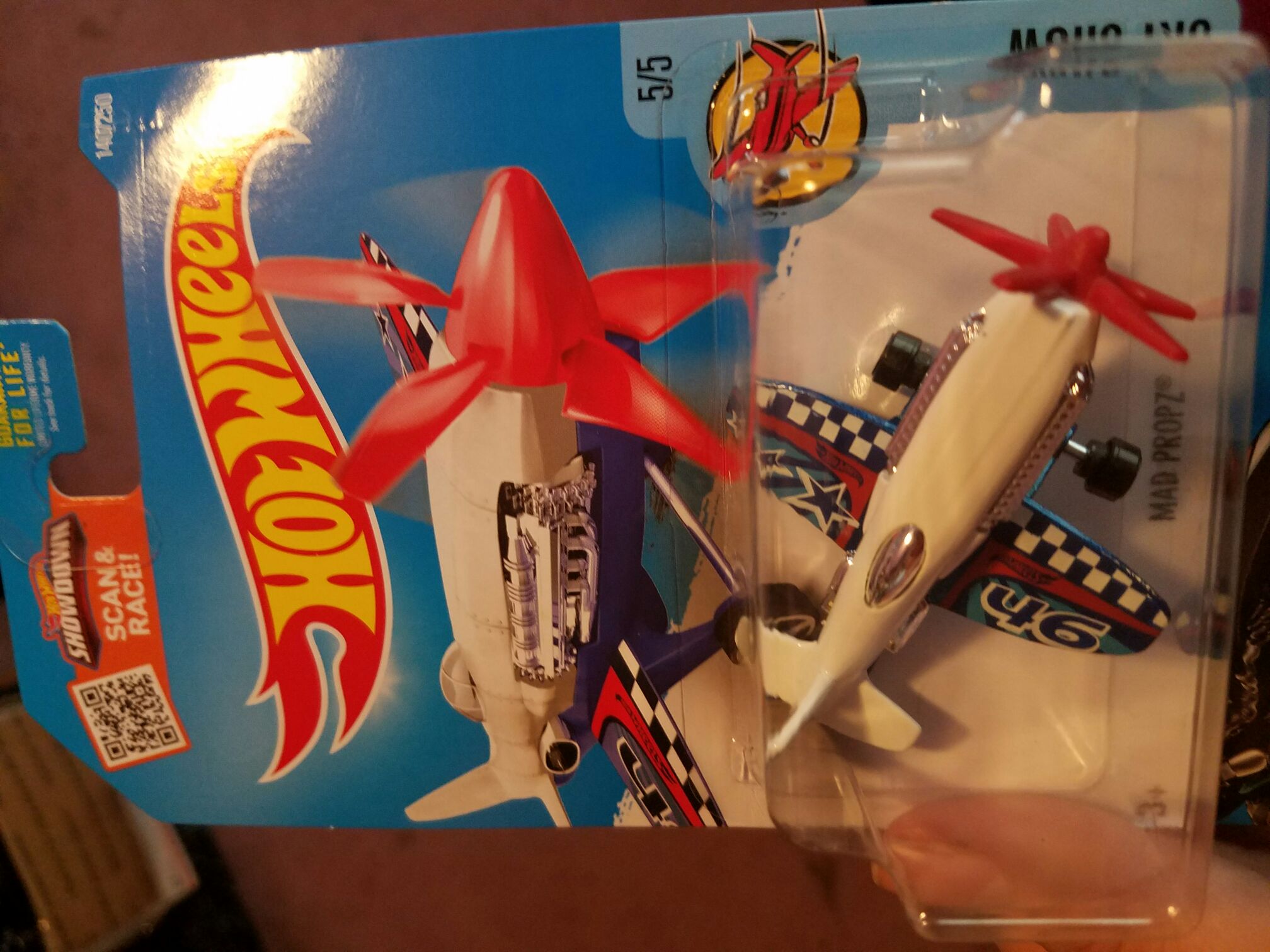 Mad Propz - Sky Show toy car collectible - Main Image 1