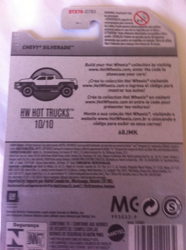 Chevy Silverado (L) (M) - ’17 HW Hot Trucks toy car collectible - Main Image 2