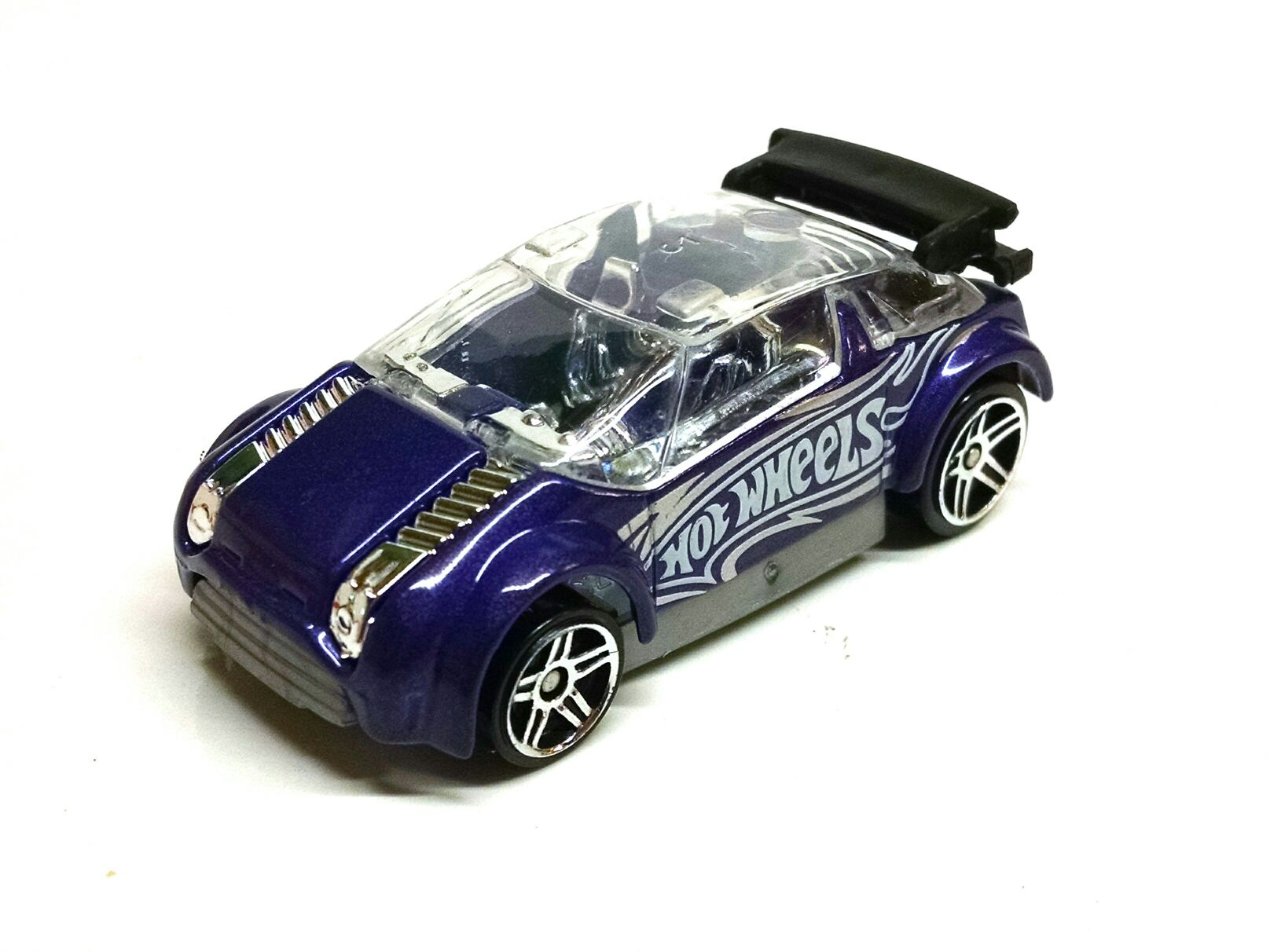 Mercedes 240 D Frankfurt 1972 Crema