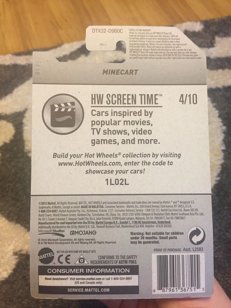 Minecraft - HW Screen Time toy car collectible - Main Image 2