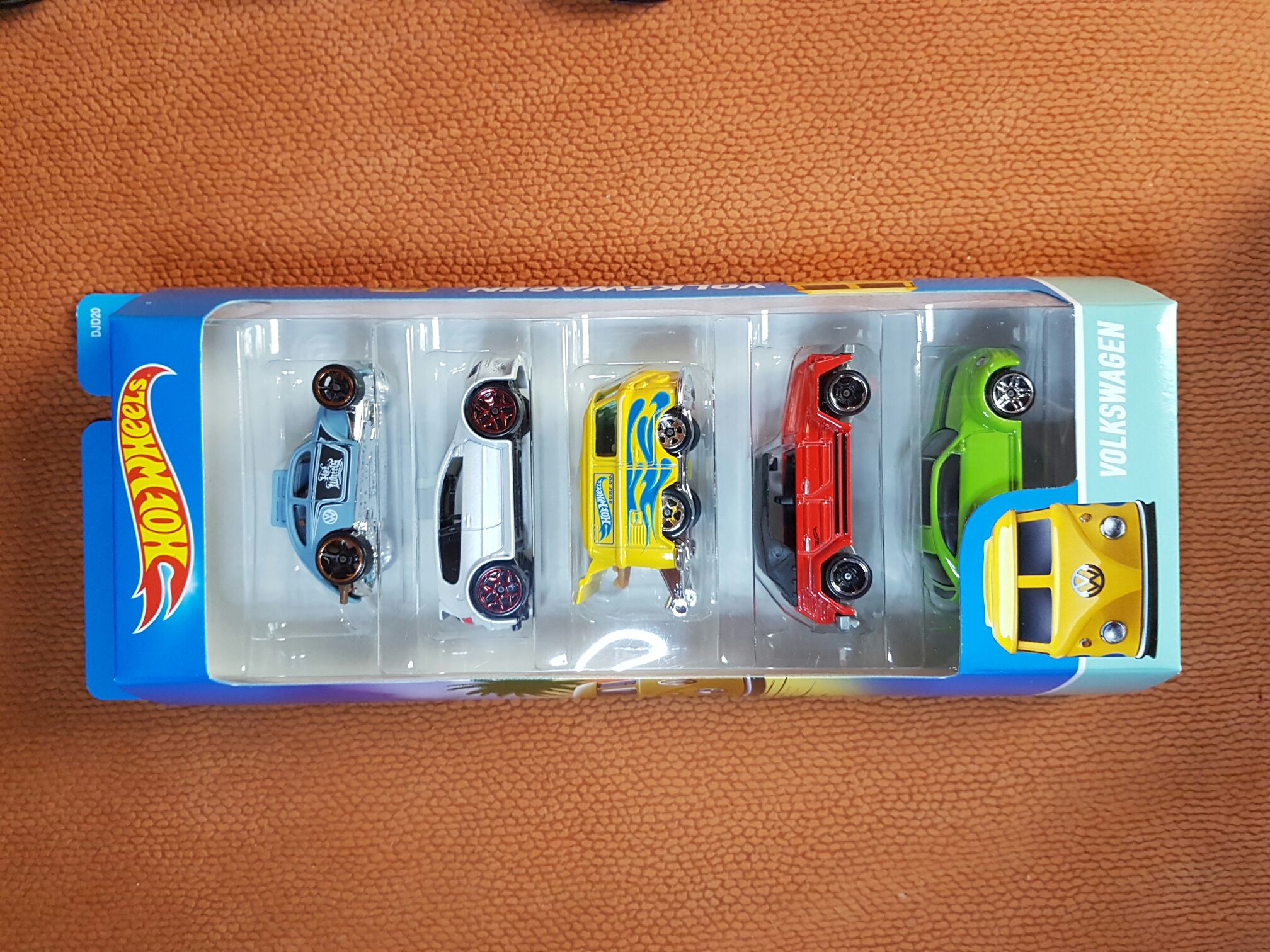 VW Bus (HW)  toy car collectible - Main Image 2