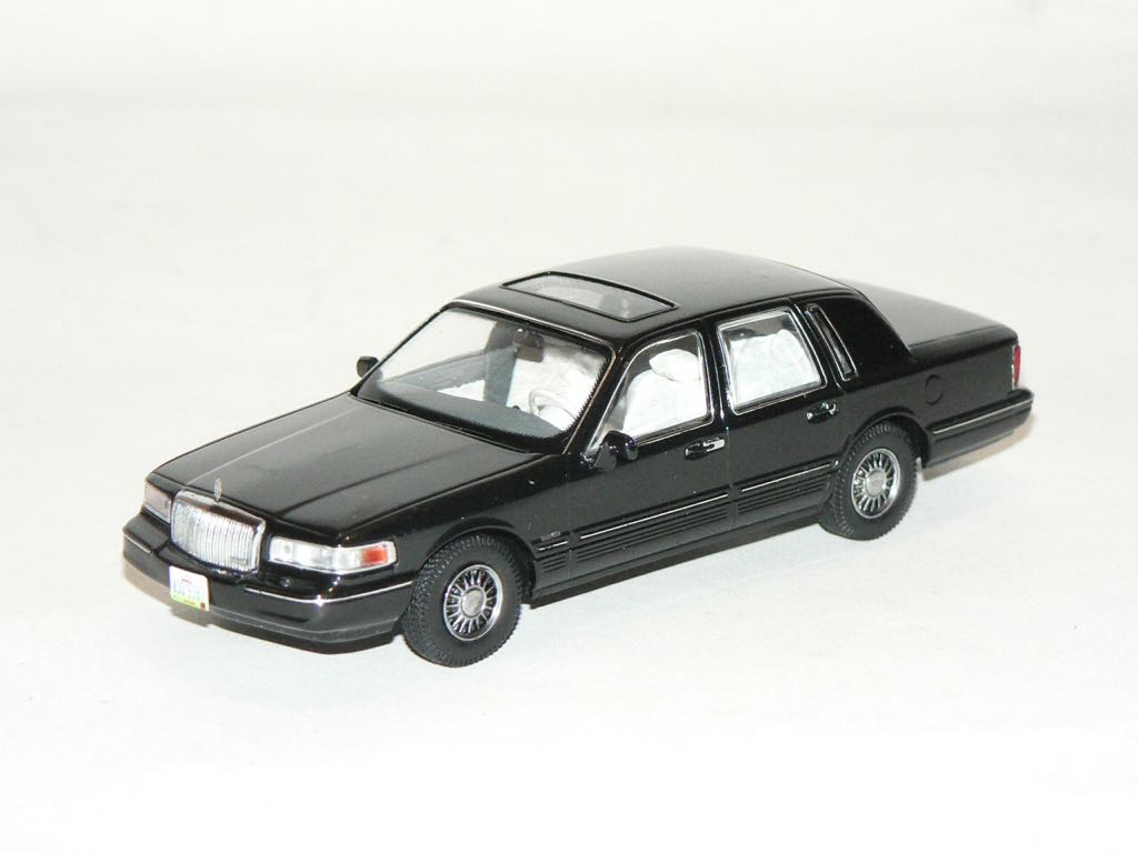 Volkswagen W12 Concept Dorado