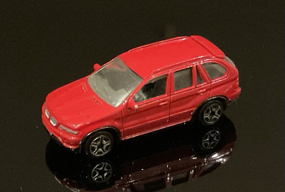 BMW X5  toy car collectible - Main Image 3