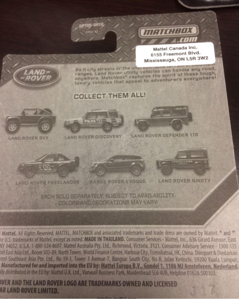 Land Rover Defender 110 GREEN LR SERIES - Land Rover toy car collectible - Main Image 2