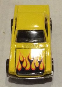 Ford Mustang Amarillo Con Flamas - Hot Wheels toy car collectible - Main Image 2
