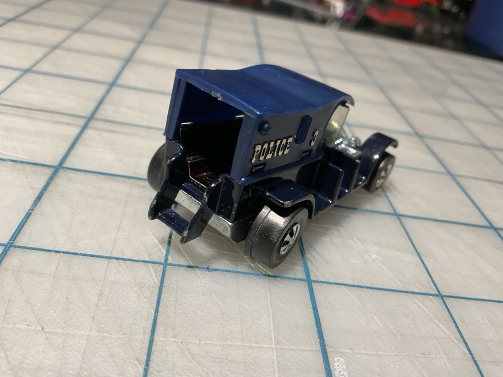 Paddy Wagon - 0026 - Loose - Vintage - Redline - 1970 Hot Wheels toy car collectible - Main Image 2