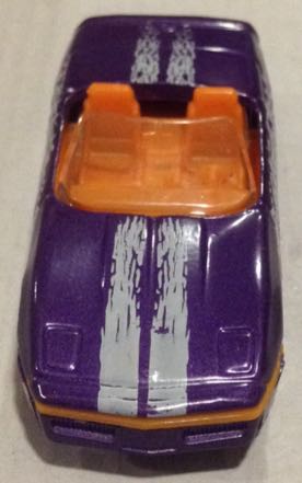Corvette Morado Convertible - Machtbox toy car collectible - Main Image 2