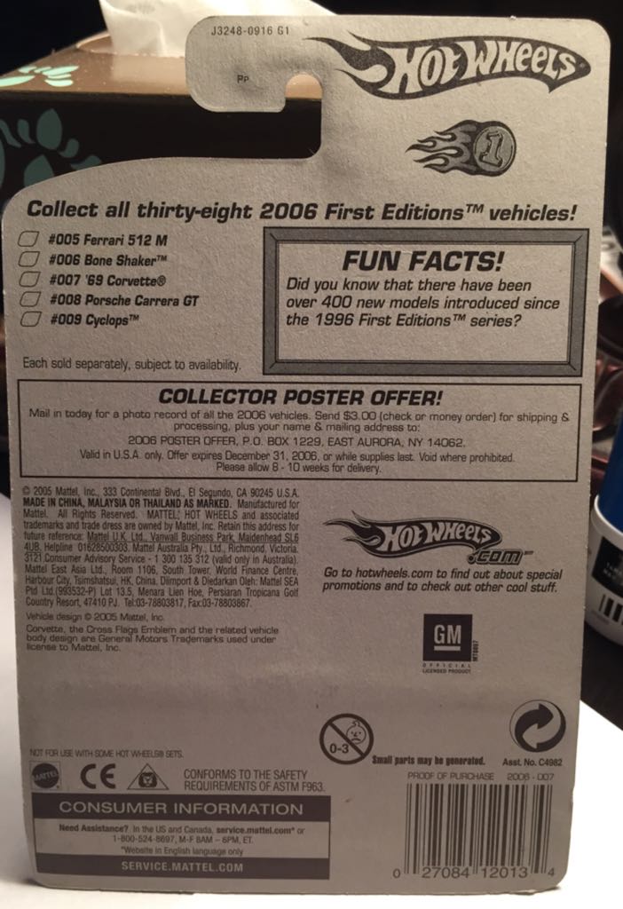 *Chevy Corvette ’69, MF Green - Hot Wheels: Corvette 70 Years toy car collectible - Main Image 2