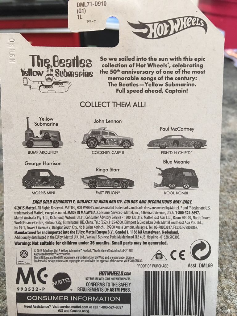 Fishd & Chipd Beatles - 2016 HW The Beatles - Yellow Submarine toy car collectible - Main Image 2
