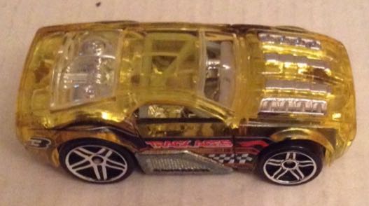 Horseplay Amarillo - Hot Wheels toy car collectible - Main Image 2