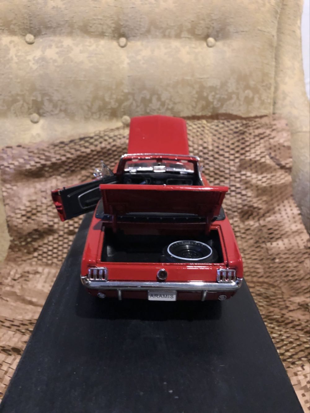 Motor Max  toy car collectible - Main Image 4