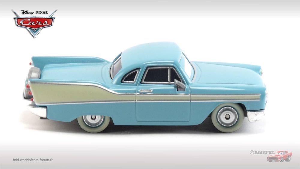 Derek “Decals” Dobbs - (2012 - RADIATOR SPRINGS CLASSICS) PACK OF 3 (30) toy car collectible - Main Image 3