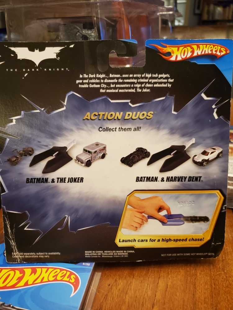 Batman & Harvey Dent- Action Duos - 2 Pack & Launcher toy car collectible - Main Image 2