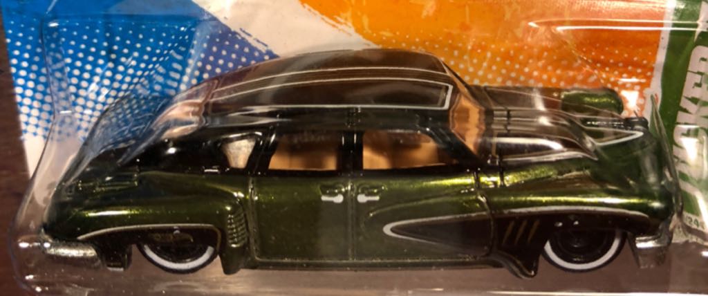 TH - Tucker Torpedo - 2011 Treasure Hunt Series toy car collectible - Main Image 2