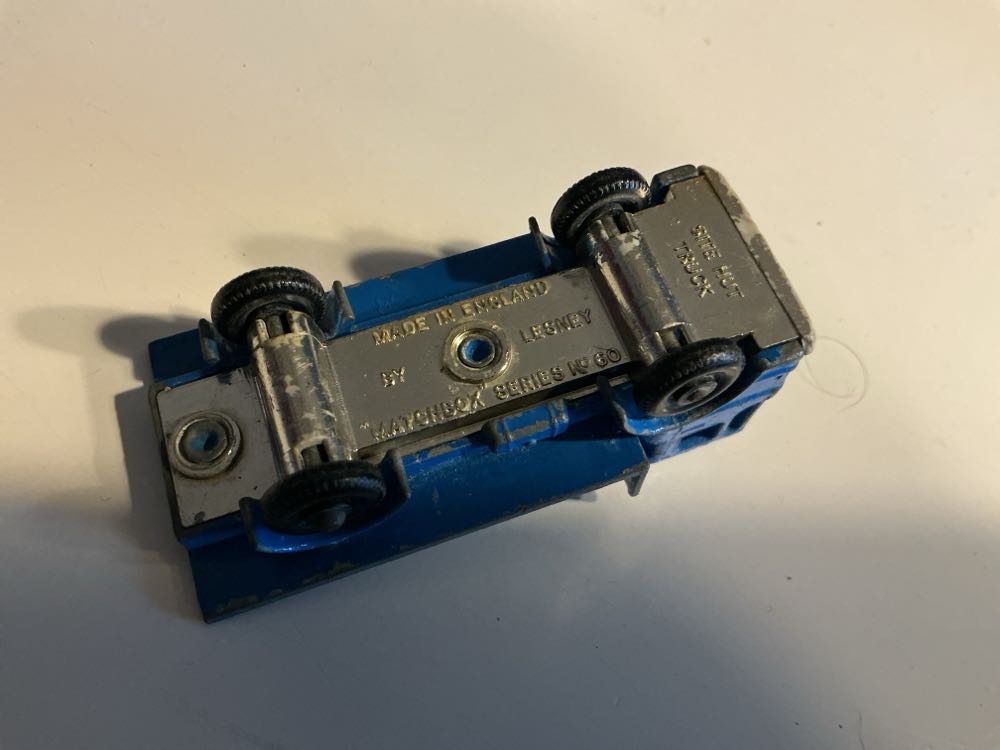 Site Hut Truck - 60 toy car collectible - Main Image 4