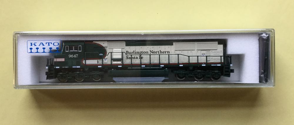 Burlington Northern & Santa Fe Railway - Kato USA model trains collectible [Barcode 4949727512006] - Main Image 2