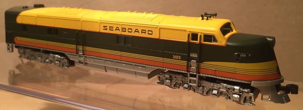 EMD E6A (DCC/ Rolling Thunder sound - Broadway Limited Imports model trains collectible [Barcode 836563035902] - Main Image 2