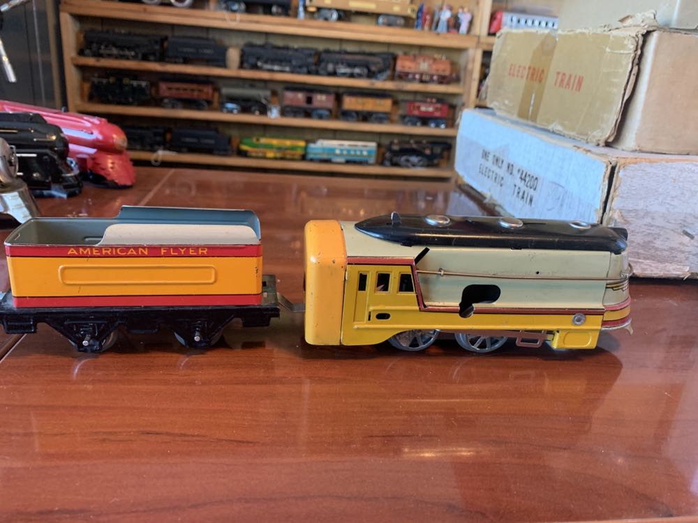 American Flyer Hiawatha Windup - American Flyer model trains collectible - Main Image 2