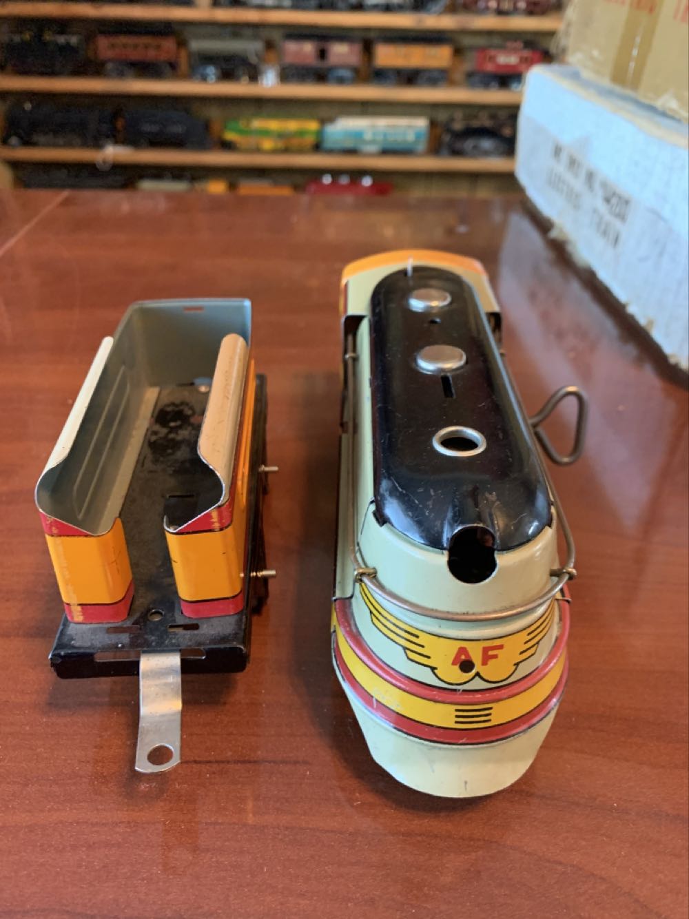 American Flyer Hiawatha Windup - American Flyer model trains collectible - Main Image 3