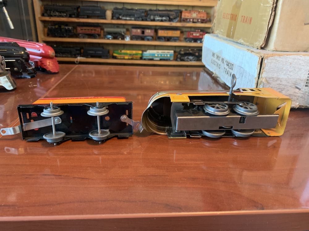 American Flyer Hiawatha Windup - American Flyer model trains collectible - Main Image 4