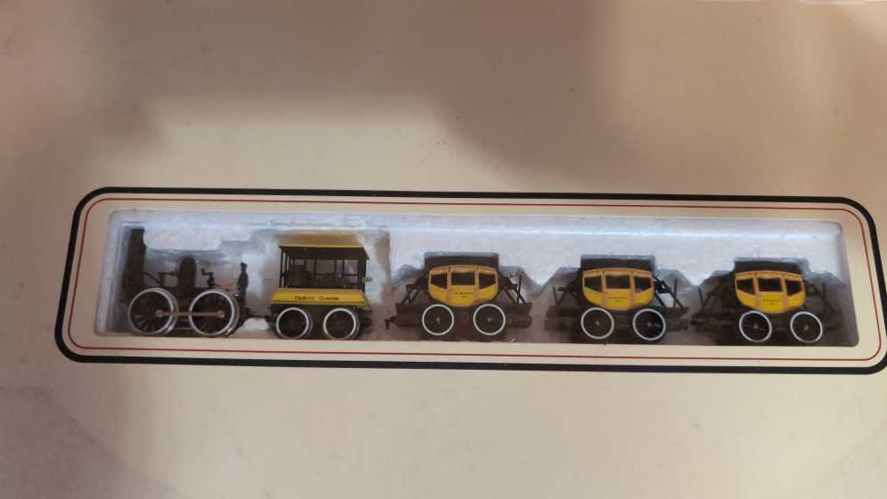 Bachman DeWitt Clinton Passenger Set - Bachmann model trains collectible - Main Image 3