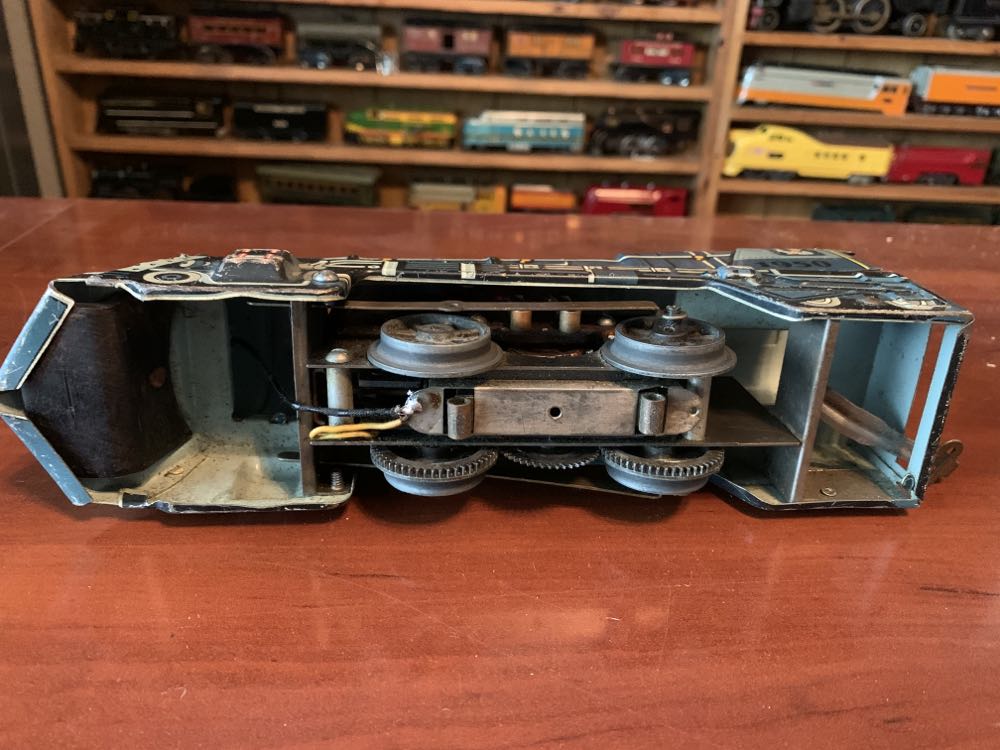 Unique Art Lines 1950 Locomotive - Unique Art Lines model trains collectible - Main Image 4