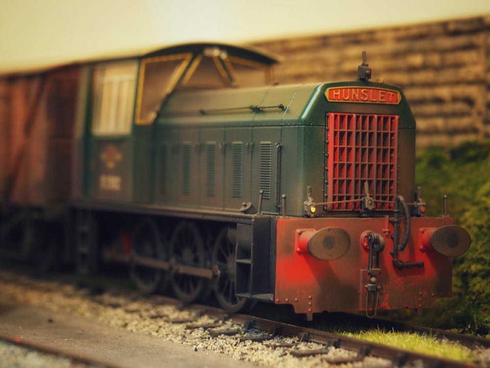 Heljan D2562 BR Green - Heljan model trains collectible - Main Image 2