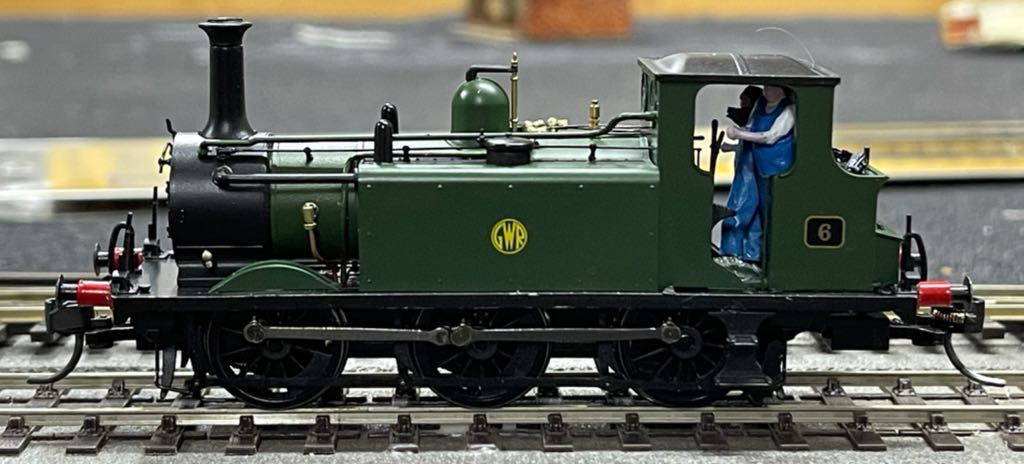 6 GWR 0-6-0 Terrier A1X - Dapol model trains collectible - Main Image 1