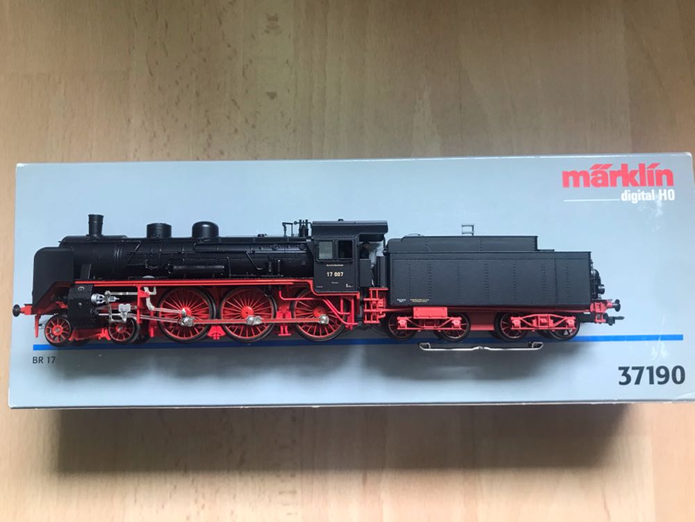 37190 - Marklin model trains collectible - Main Image 3