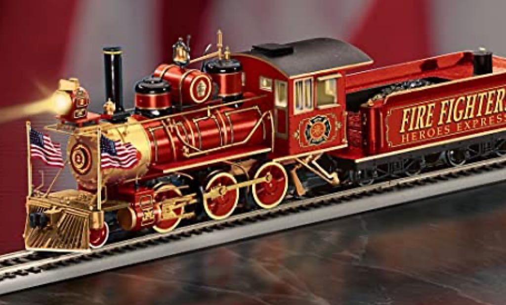 Firefighters Heroes Express 2-6-0 Steam Engine - Bachmann (Spectrum) model trains collectible - Main Image 2