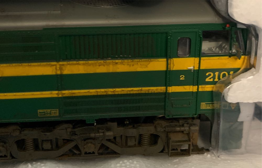 Locomotora RENFE 321 Verde Y Amarillo Época IV - Electrotren model trains collectible [Barcode 8425420231001] - Main Image 3