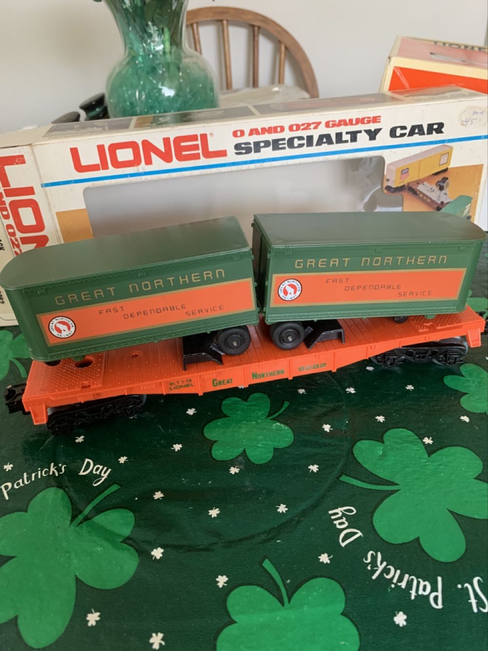 Great Northern Piggyback - Lionel model trains collectible - Main Image 1