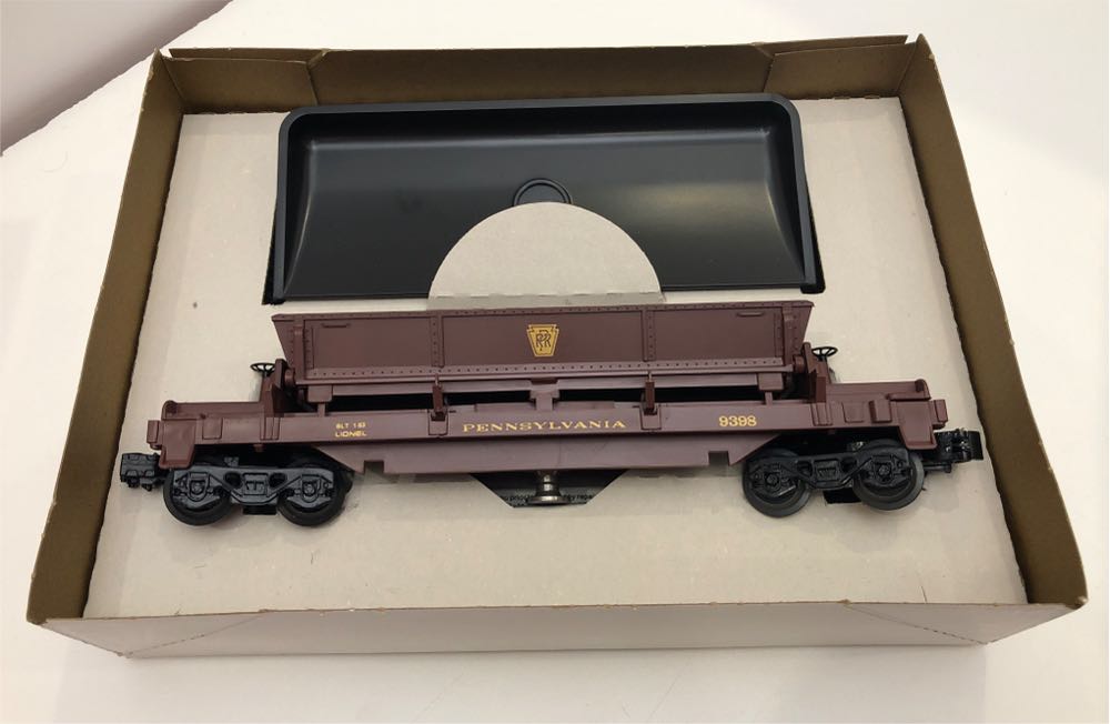Pennsylvania Lionel 9398 Operating Coal Dump Car 6-9398 - Lionel model trains collectible - Main Image 4
