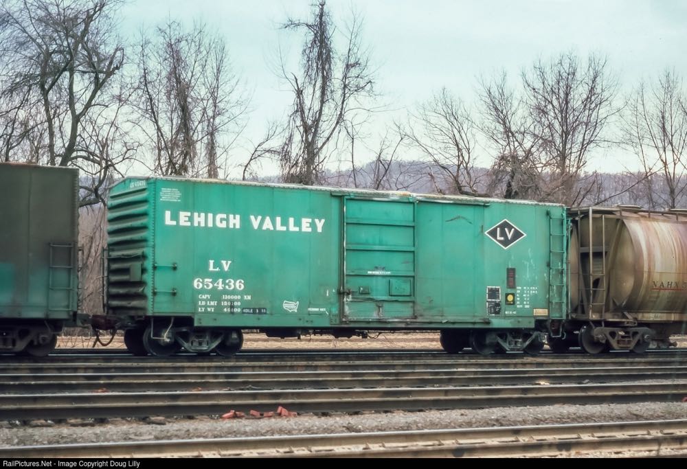 Lehigh Valley - Micro Trains Line model trains collectible - Main Image 3