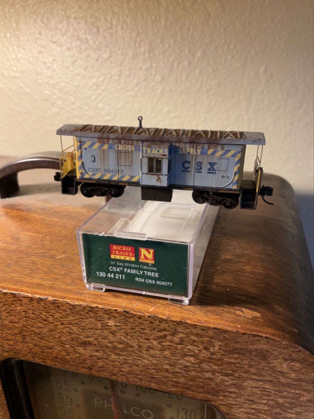 CSX | Caboose - Micro Trains Line model trains collectible - Main Image 3