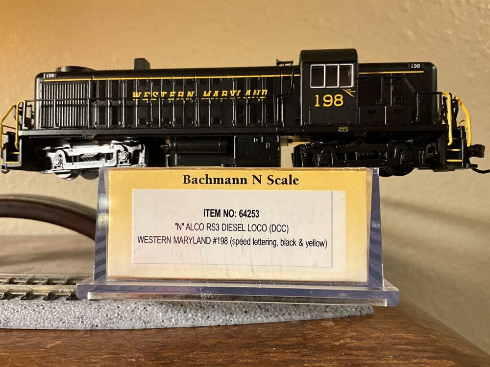 Western Maryland | Alco RS3 w/DCC - Bachmann model trains collectible - Main Image 3