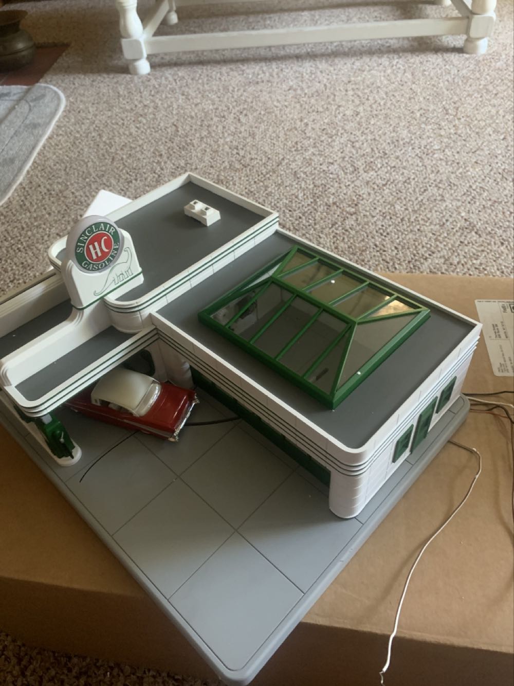 Sinclair Operating Gas Station - MTH Rail King model trains collectible - Main Image 1