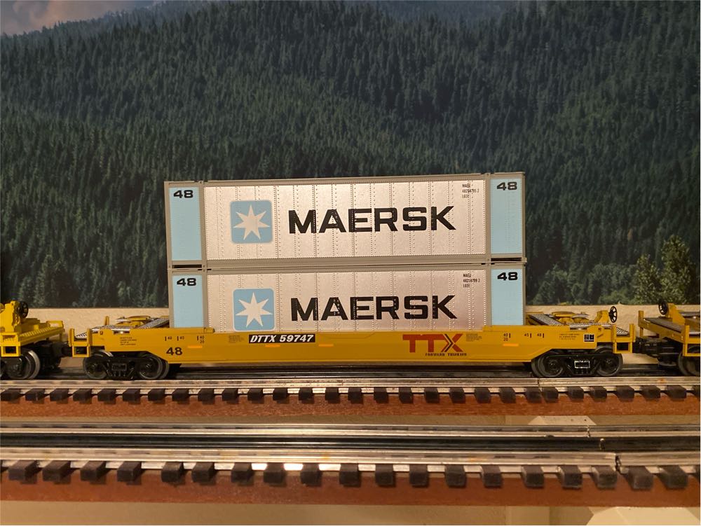 DTTX  model trains collectible - Main Image 1