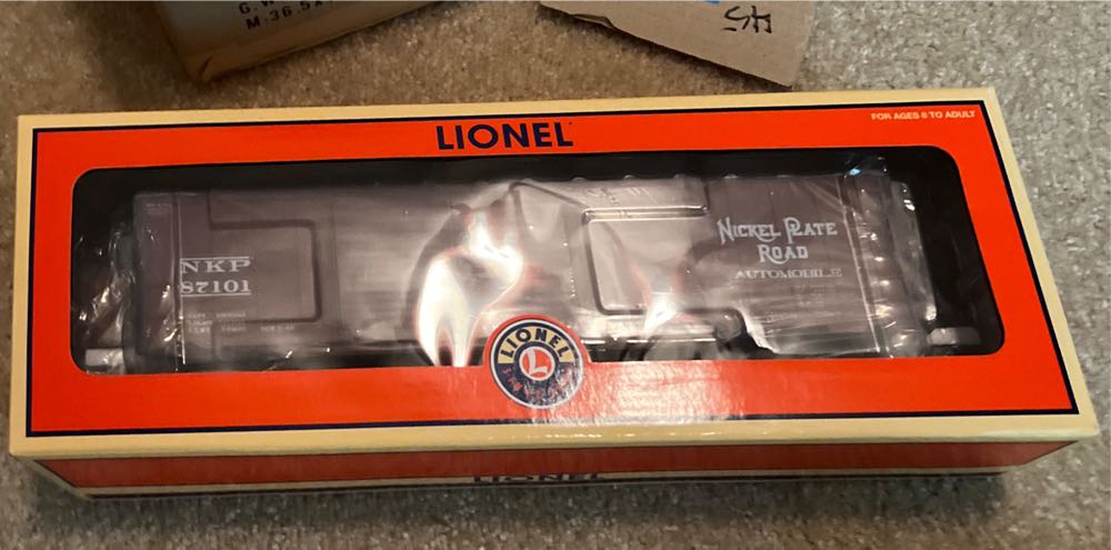Lionel 6 27238 Nickel Plate Road Double Door Box Car  #L -141 - Lionel model trains collectible [Barcode 023922272386] - Main Image 2