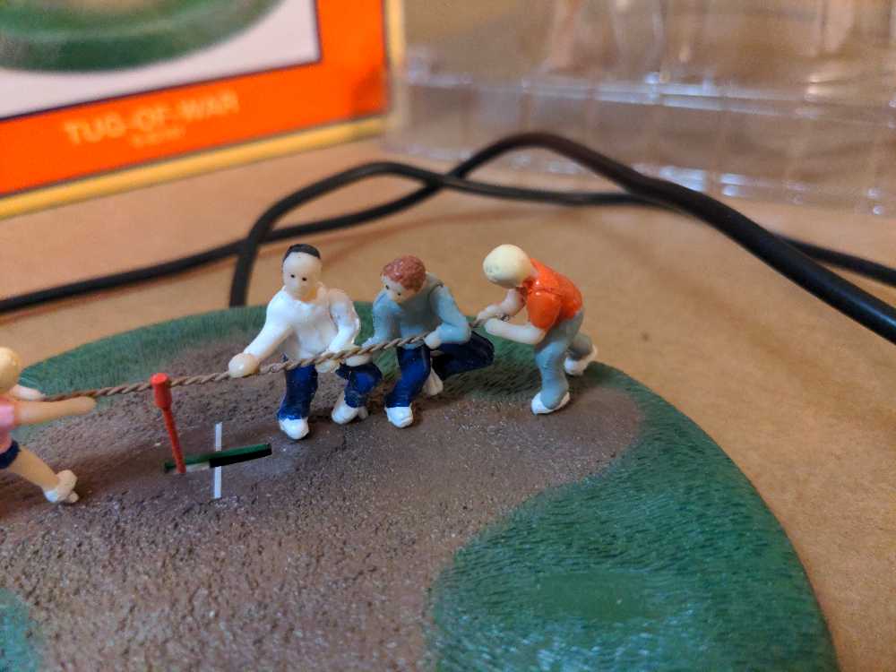 Tug-Of-War  model trains collectible [Barcode 023922007254] - Main Image 2