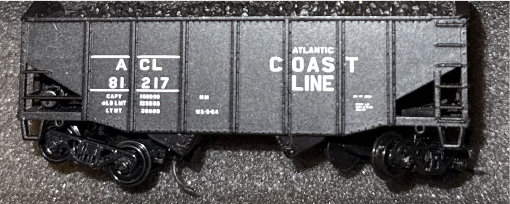 Coast Line Open Hopper# 81217 - Micro Trains Line model trains collectible - Main Image 1