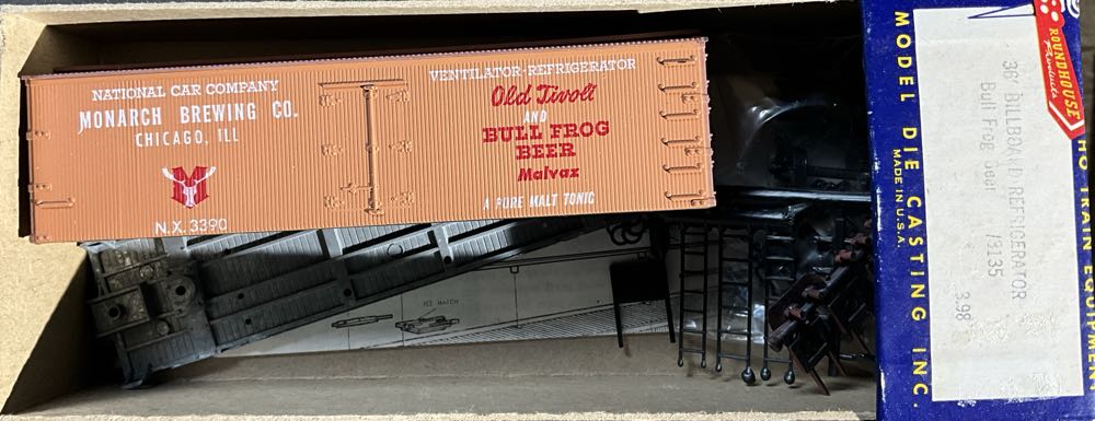 Lionel  6220 AT&SF Black Switcher Diesel