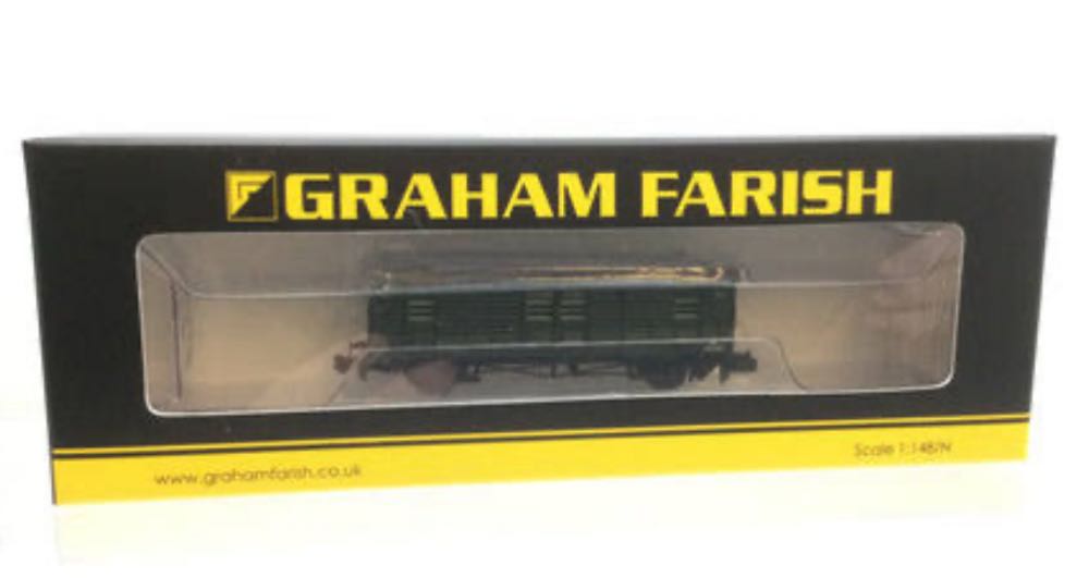 Graham Farish PLV Passenger Luggage Van in SR Maunsell Green - Graham Farish model trains collectible [Barcode 803393061357] - Main Image 3